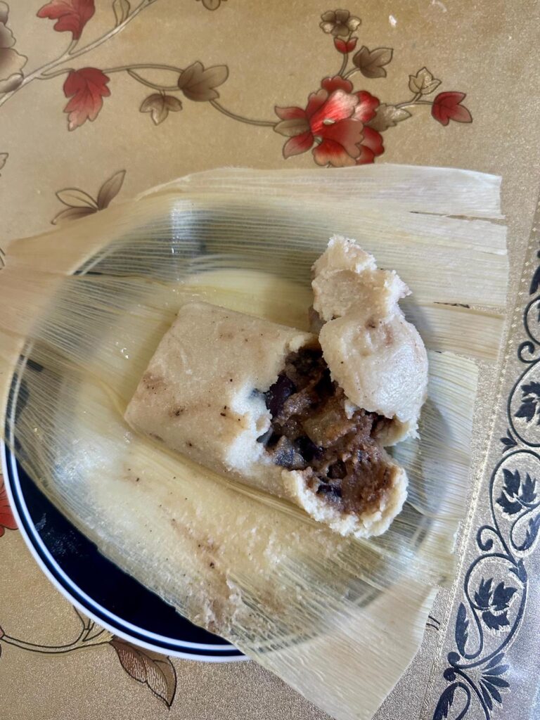 Tamales De Frijol Negro
